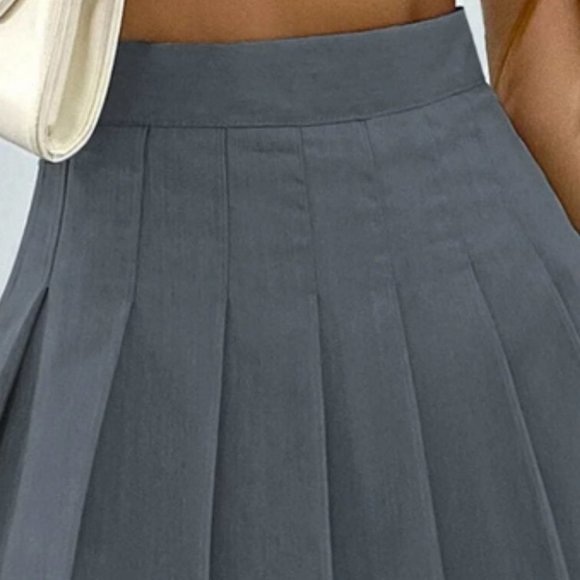 pleated mini skirt trending preppy gray - Picture 7 of 7